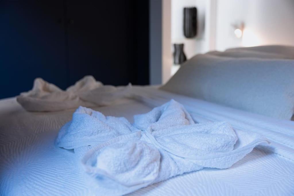 Ferienwohnung Galaxy La Tete Dans Les Etoiles Riom Exterior foto